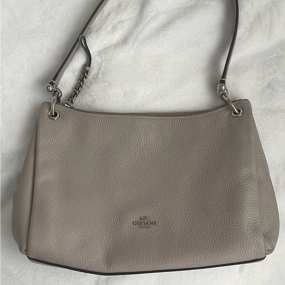 Coach Leather Shoulder Bag - Picture 6 of 8